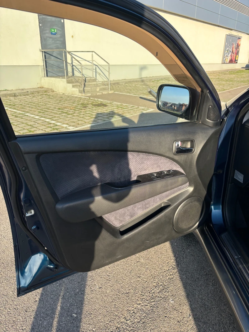 Mitsubishi Outlander 2.4 4x4 газ, бензин , снимка 5 - Автомобили и джипове - 52553712