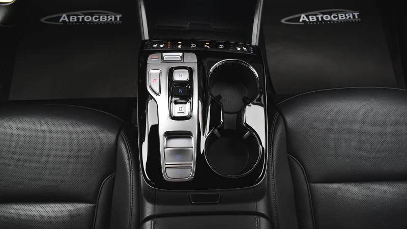 Hyundai Tucson 1.6 T-GDi PREMIUM Plug-in Hybrid 4x4 Automatic, снимка 12 - Автомобили и джипове - 52654509