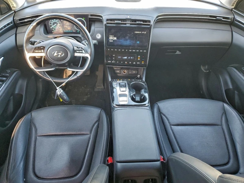 Hyundai Tucson, снимка 8 - Автомобили и джипове - 53472370