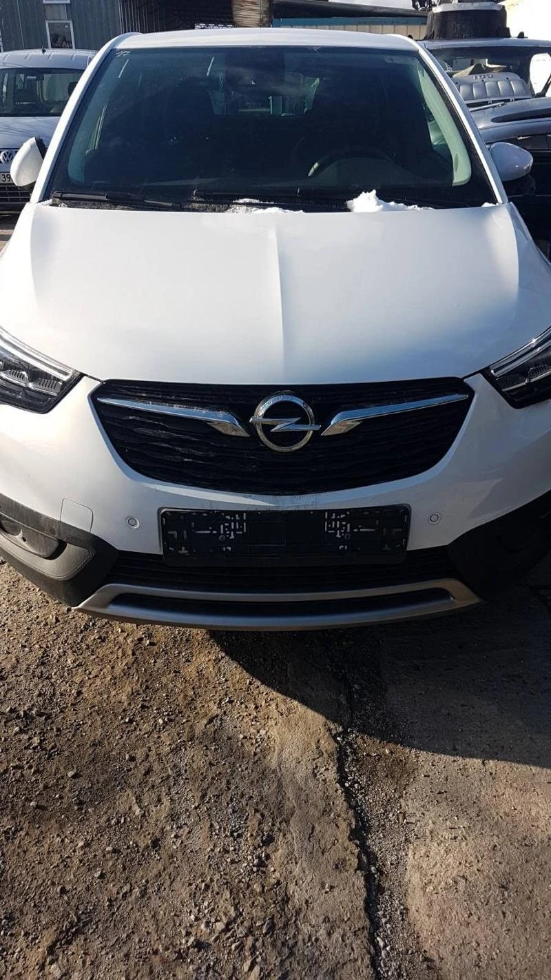 Opel Crossland X 1.2турбо, снимка 1 - Автомобили и джипове - 42072248