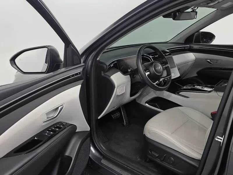 Hyundai Tucson, снимка 10 - Автомобили и джипове - 54833368