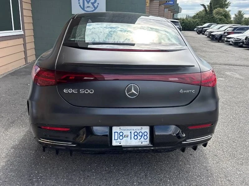 Mercedes-Benz EQE Amg-pack* 360* Brum* Hyperscreen* Pano* HUD* Обдух, снимка 6 - Автомобили и джипове - 56131809