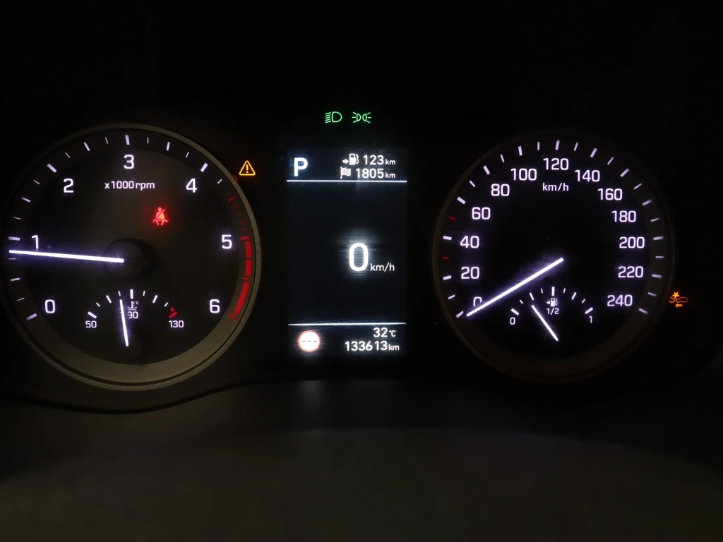 Hyundai Tucson 1.6 CRDi  | Mobile.bg   14