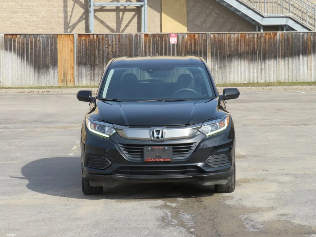 Honda Hr-v LX* AWD* АвтоКредит* (ЦЕНА ДО БГ), снимка 2 - Автомобили и джипове - 54139155