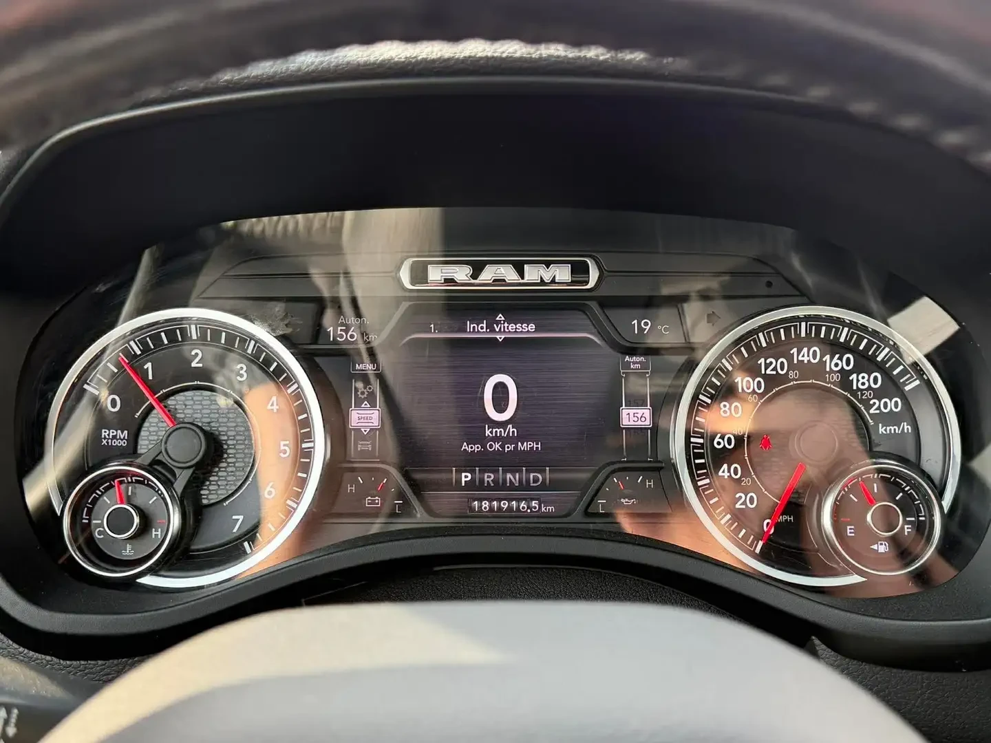Dodge RAM 1500 HEMI 4X4 CREW CAB V8 5.7, снимка 7 - Автомобили и джипове - 54887815