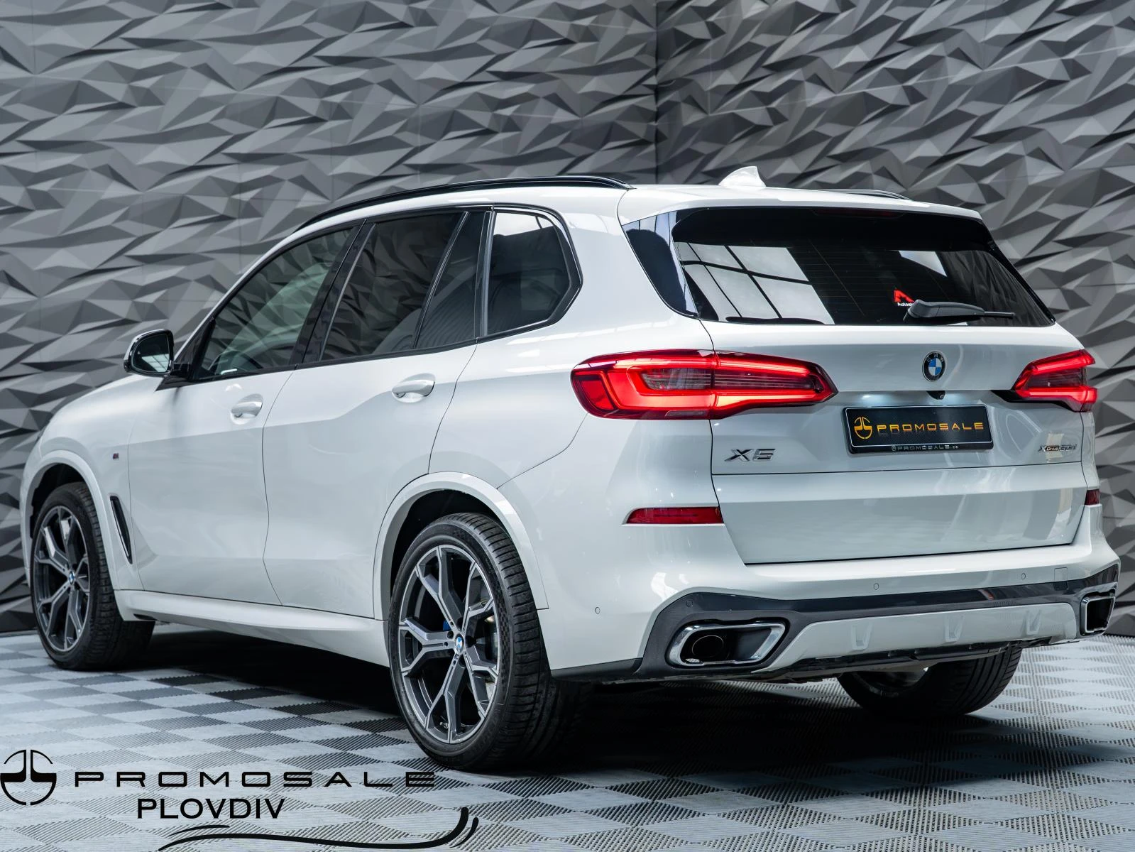 BMW X5 30D* XDRIVE* H&K* MPACK* 360CAM* HUD* MEMORY* ОБДУ, снимка 3 - Автомобили и джипове - 55276467