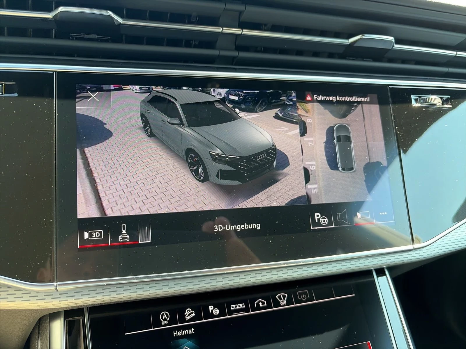 Audi RSQ8 FACELIFT/ BLACK OPTIC/ EXCLUSIVE/ MATRIX/HUD/ PANO, снимка 14 - Автомобили и джипове - 56018059