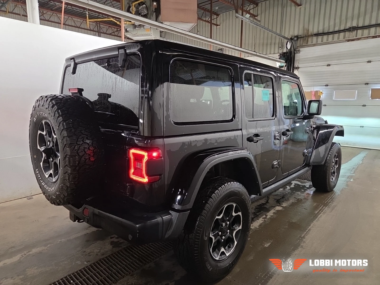 Jeep Wrangler, снимка 3 - Автомобили и джипове - 56392183
