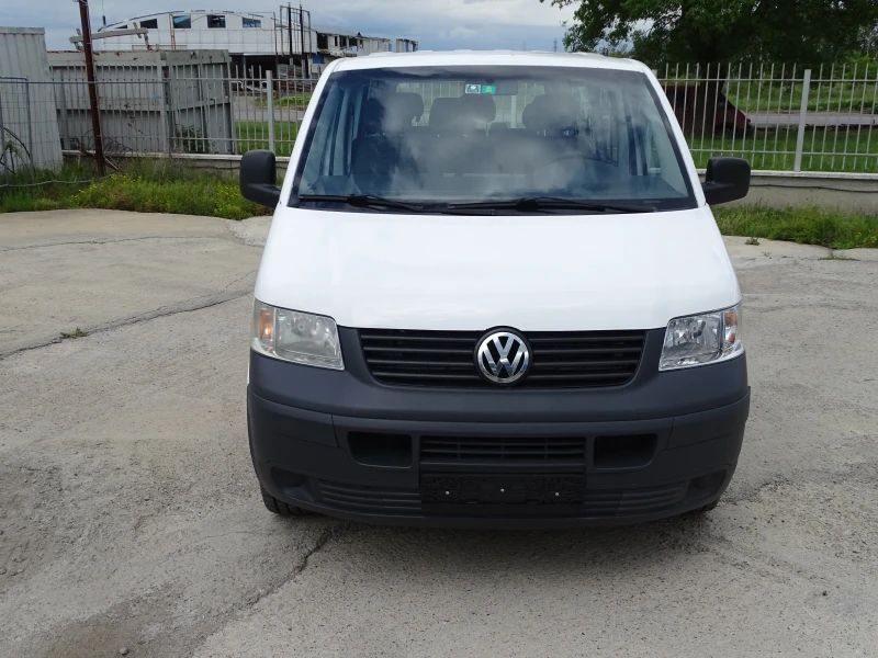 VW T5 9 МЕСТА С  КЛИМАТИК, снимка 2 - Бусове и автобуси - 50351305