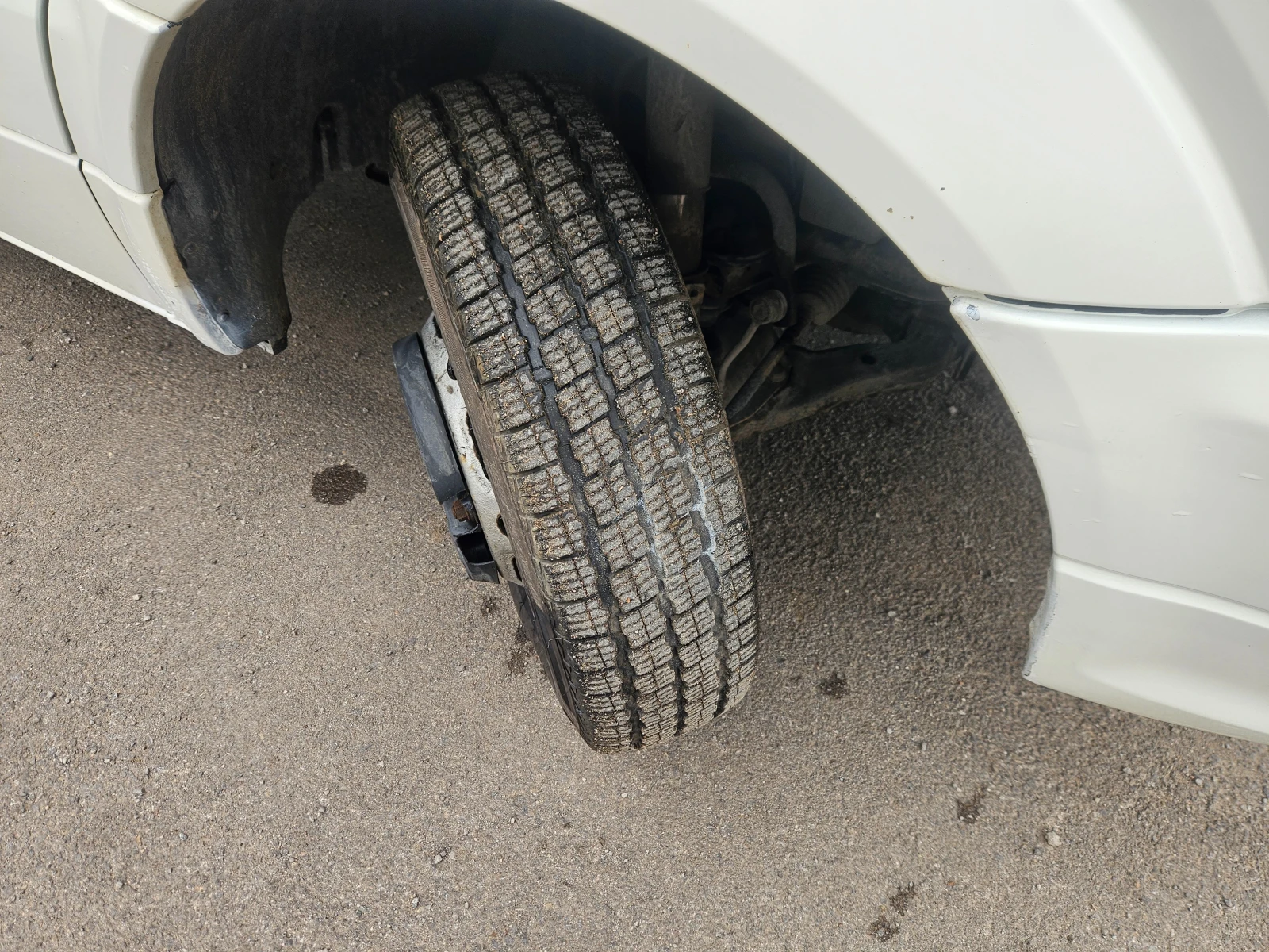 VW Crafter Пътна помощ, снимка 8 - Бусове и автобуси - 54589587