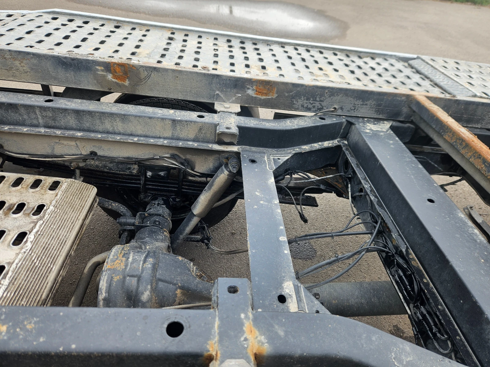 VW Crafter Пътна помощ, снимка 9 - Бусове и автобуси - 54589587