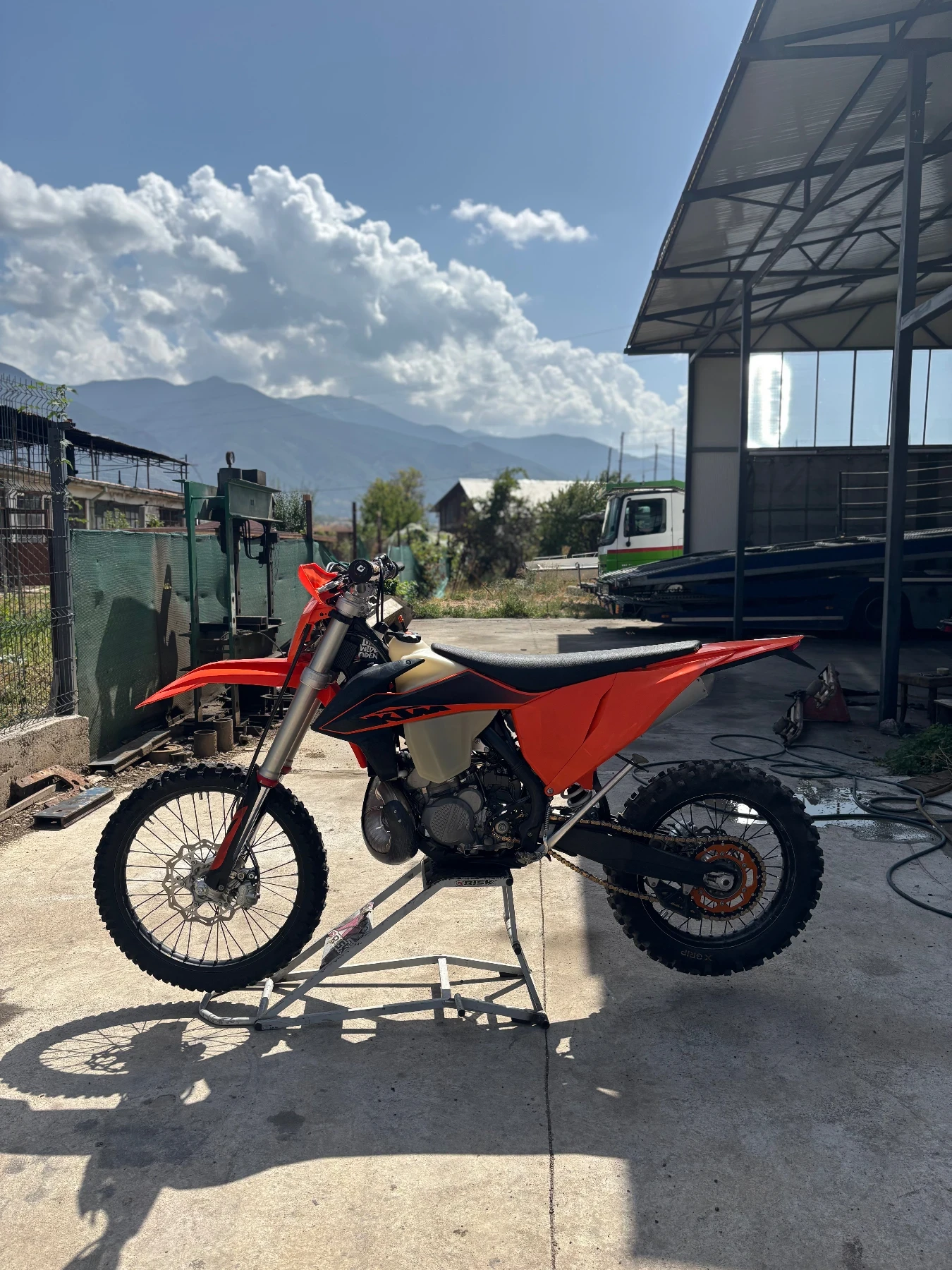 Ktm 300