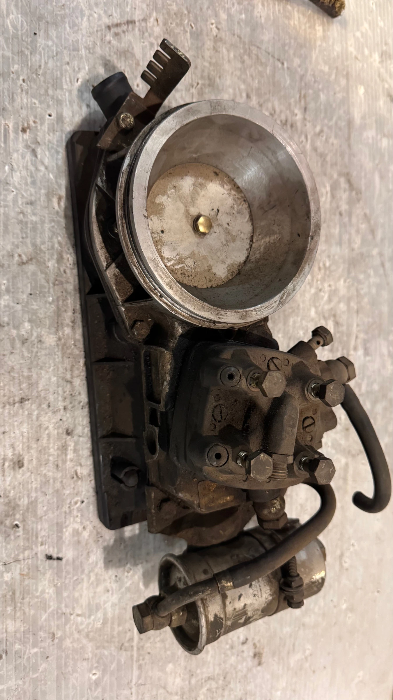 ��������� ����� �� VW Audi - 3432032093 / 027133837K / 0438120195 /  027133353 / 0450905021 | Mobile.bg � ����������� 1