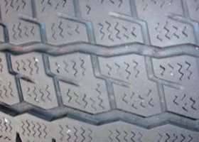 Гуми Всесезонни 205/65R16, снимка 9