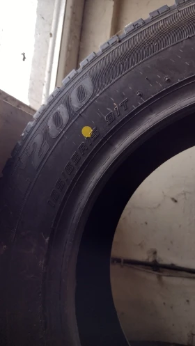 Гуми Зимни 195/65R15, снимка 3