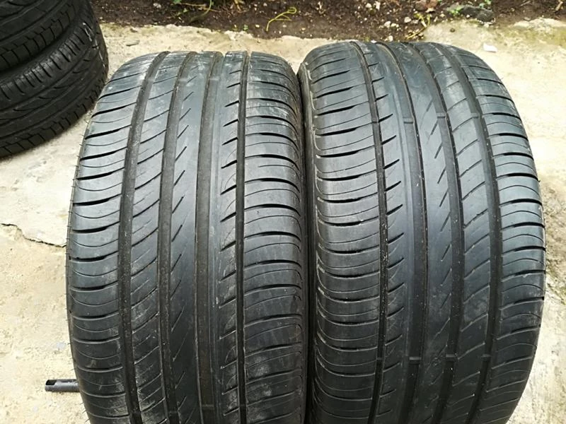 Гуми Летни 235/45R17, снимка 5 - Гуми и джанти - 21805585