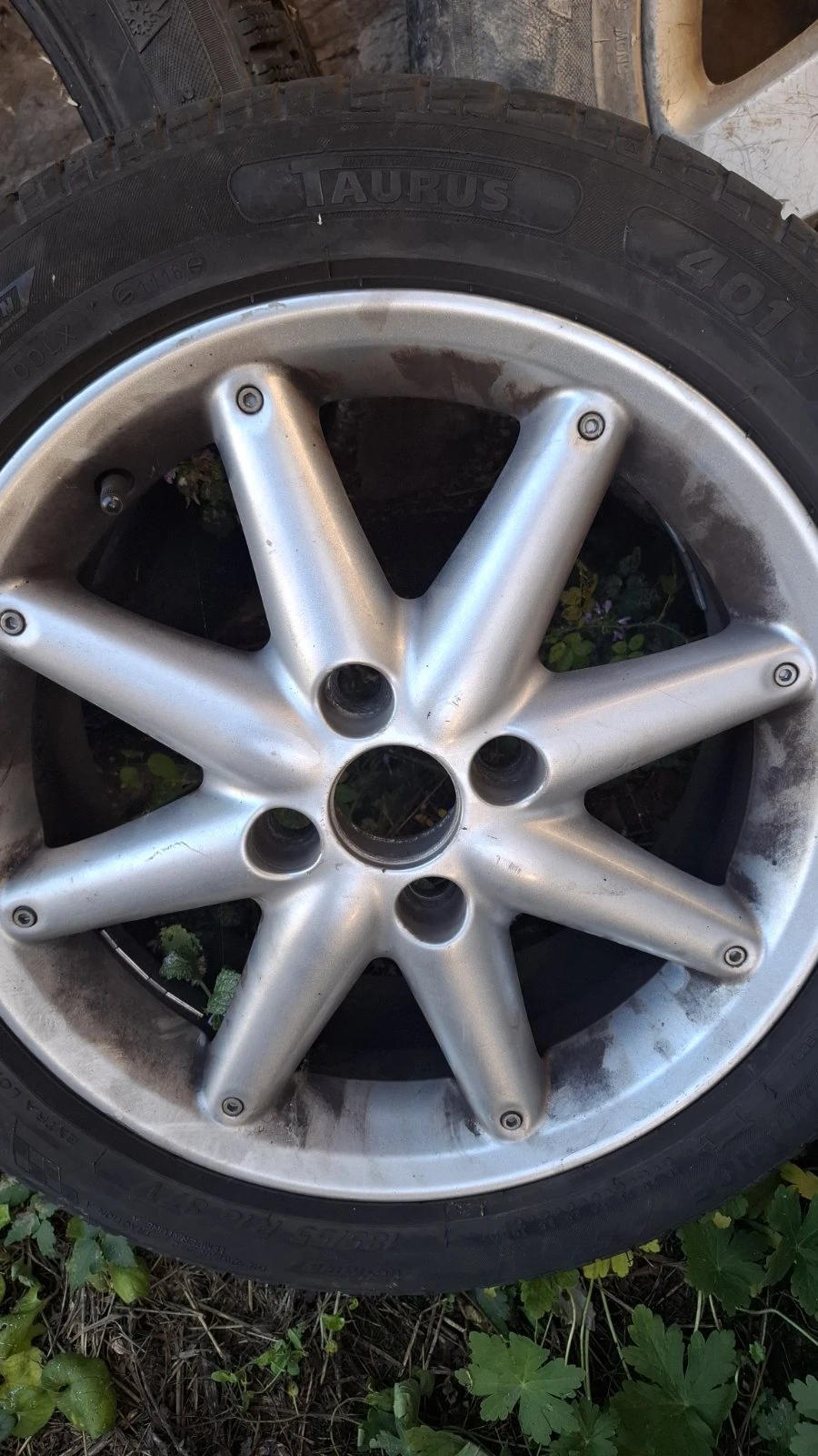    185/55R16  Ford Fiesta | Mobile.bg   4