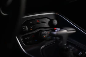 Dodge Challenger 5.7 HEMI RT/SRT* ОБДУХ* ПОДГРЕВ* ALPINESOUND* , снимка 16