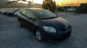Toyota Auris 1.6i.Газ.инж.Отлична.160000км, снимка 2