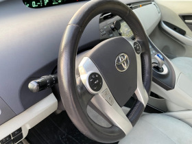 Toyota Prius БЯЛА ПЕРЛА* ГАЗ с OBD* СОЛАР* CarPlay* НОВИ ГУМИ* , снимка 10