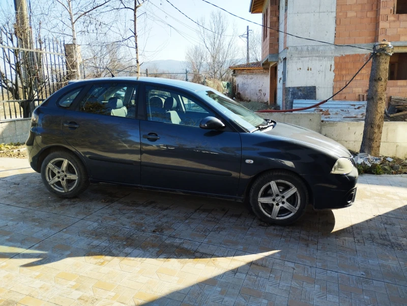 Seat Ibiza, снимка 3 - Автомобили и джипове - 49026842