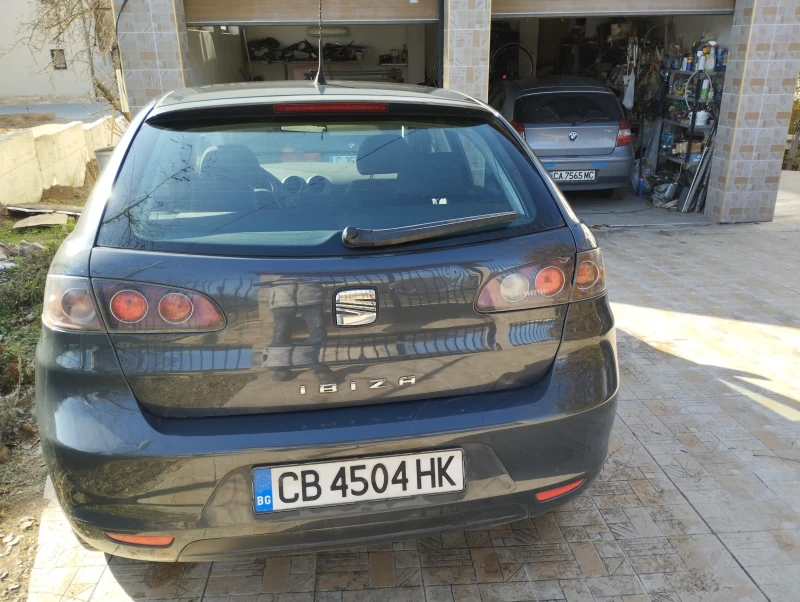 Seat Ibiza, снимка 4 - Автомобили и джипове - 49026842