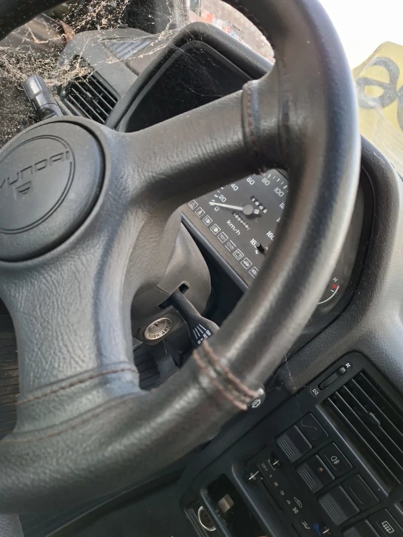 Hyundai Pony Poni, снимка 2 - Автомобили и джипове - 52804254