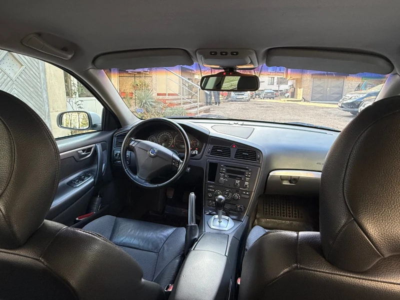 Volvo S60 2.4 D5, снимка 9 - Автомобили и джипове - 53129142