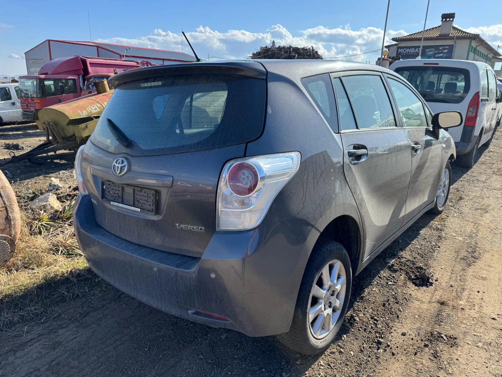 Toyota Verso 2.0, снимка 1