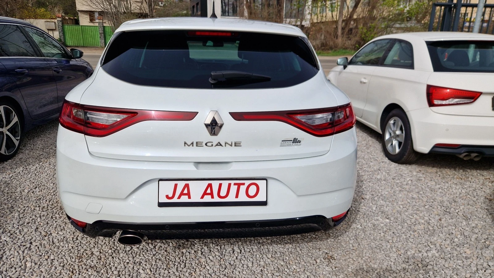 Renault Megane 1.2Т-131кс.NAVY - изображение 7