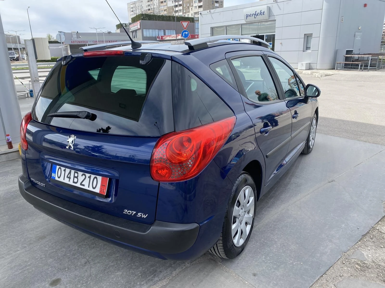 Peugeot 207  1.6i PANORAMA - изображение 5