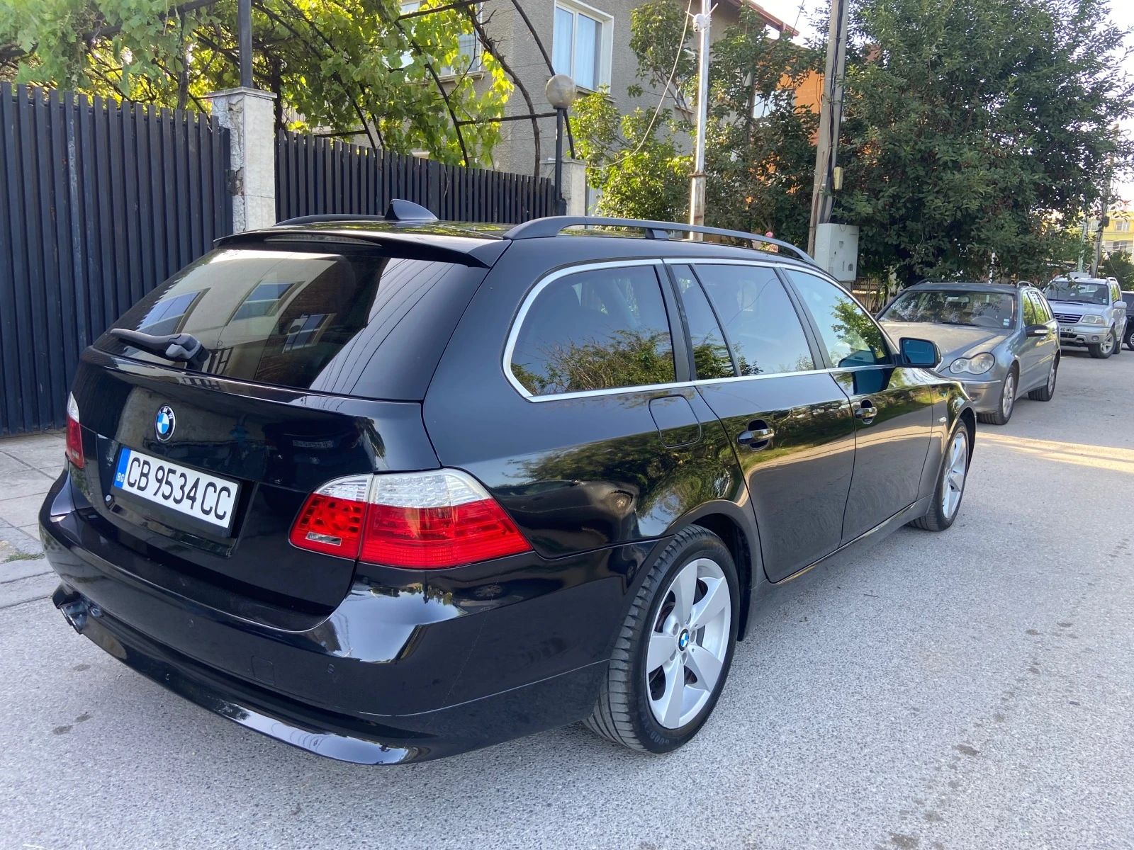 BMW 530 3.0i XDRIVE FACE - изображение 5