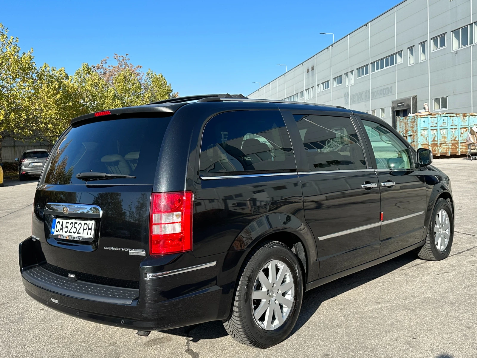 Chrysler Gr.voyager 2.8CRDI 163к.с. - изображение 4