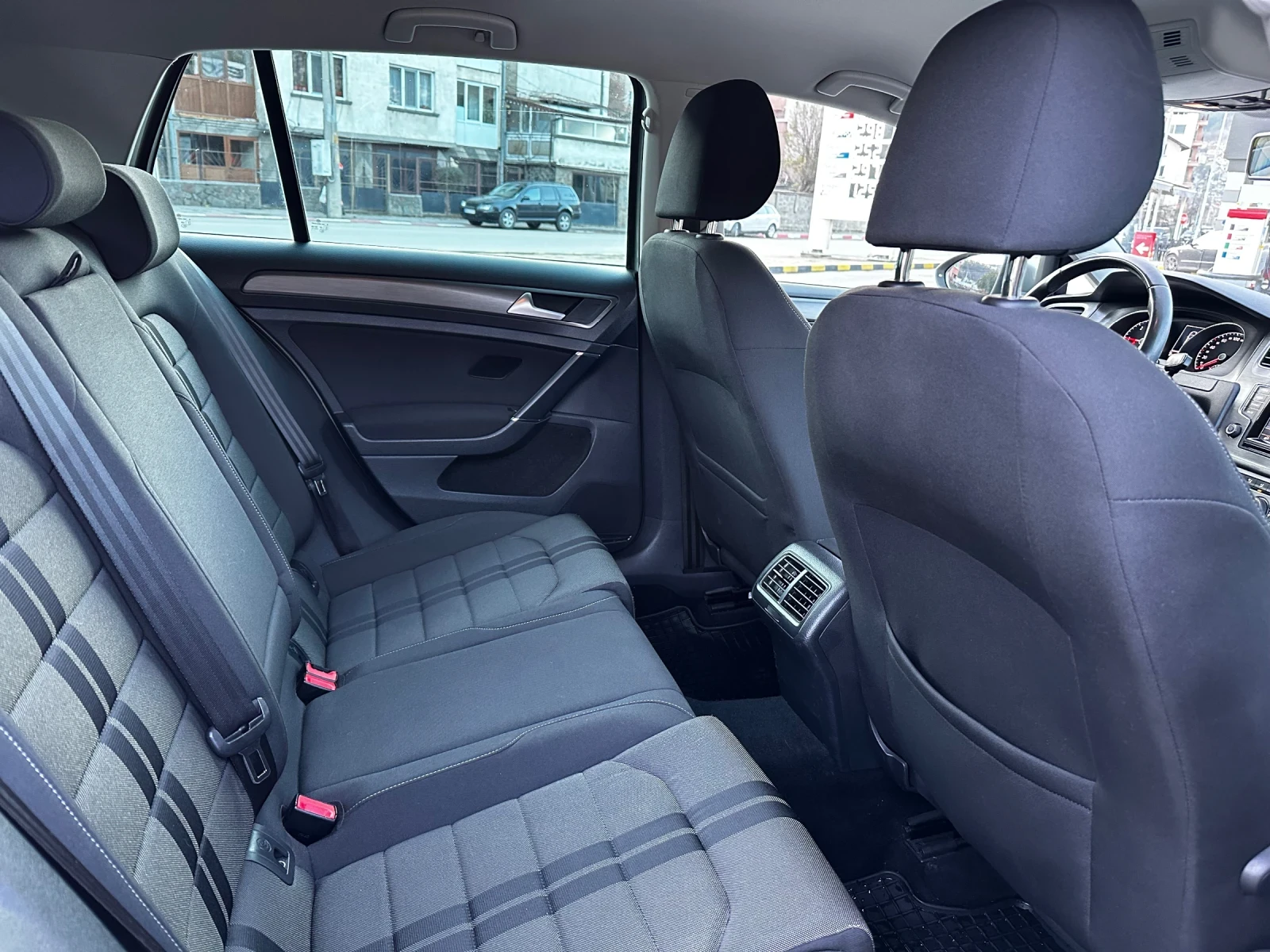 VW Golf 1.6TDI 4MOTION | Mobile.bg   13