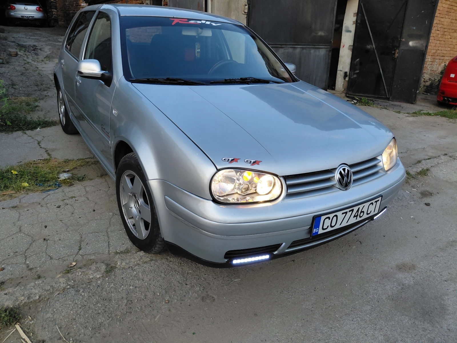 VW Golf 1.9 - изображение 2