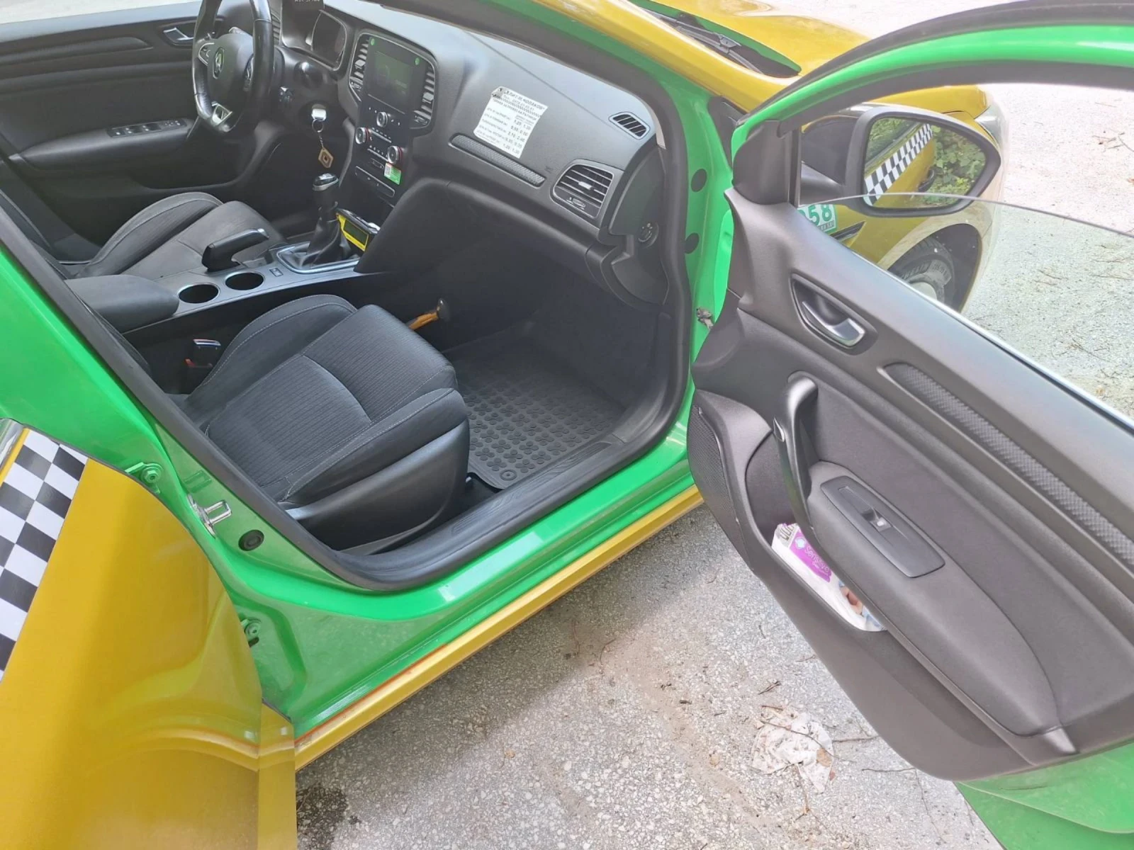 Renault Megane 1, 5 dci - изображение 8
