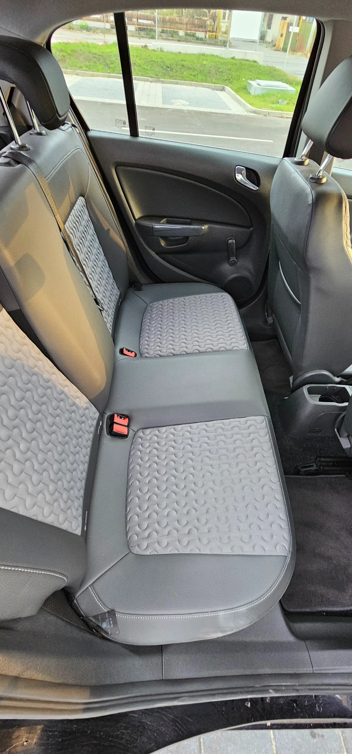 Opel Corsa  - изображение 8