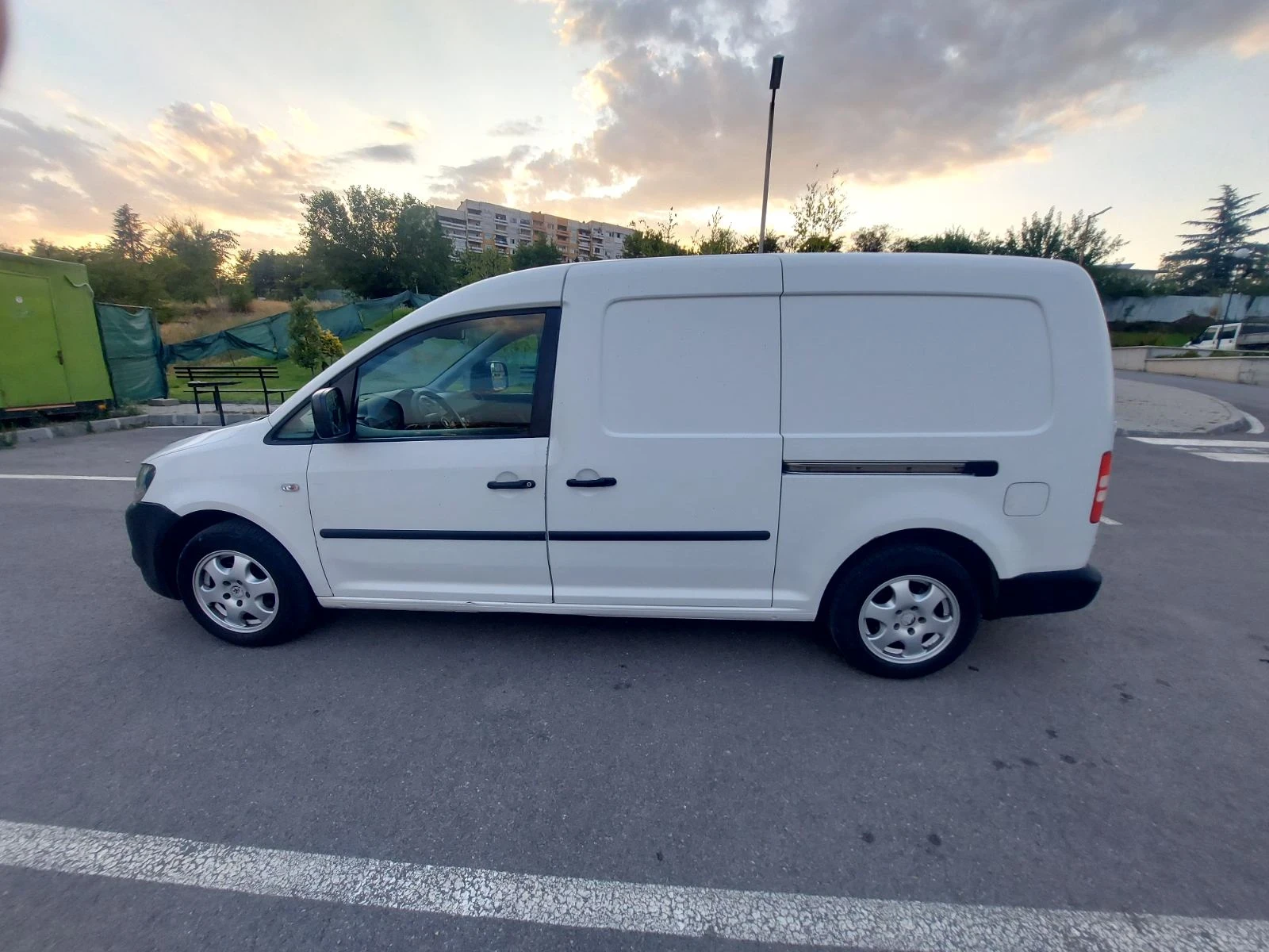 VW Caddy  - изображение 5