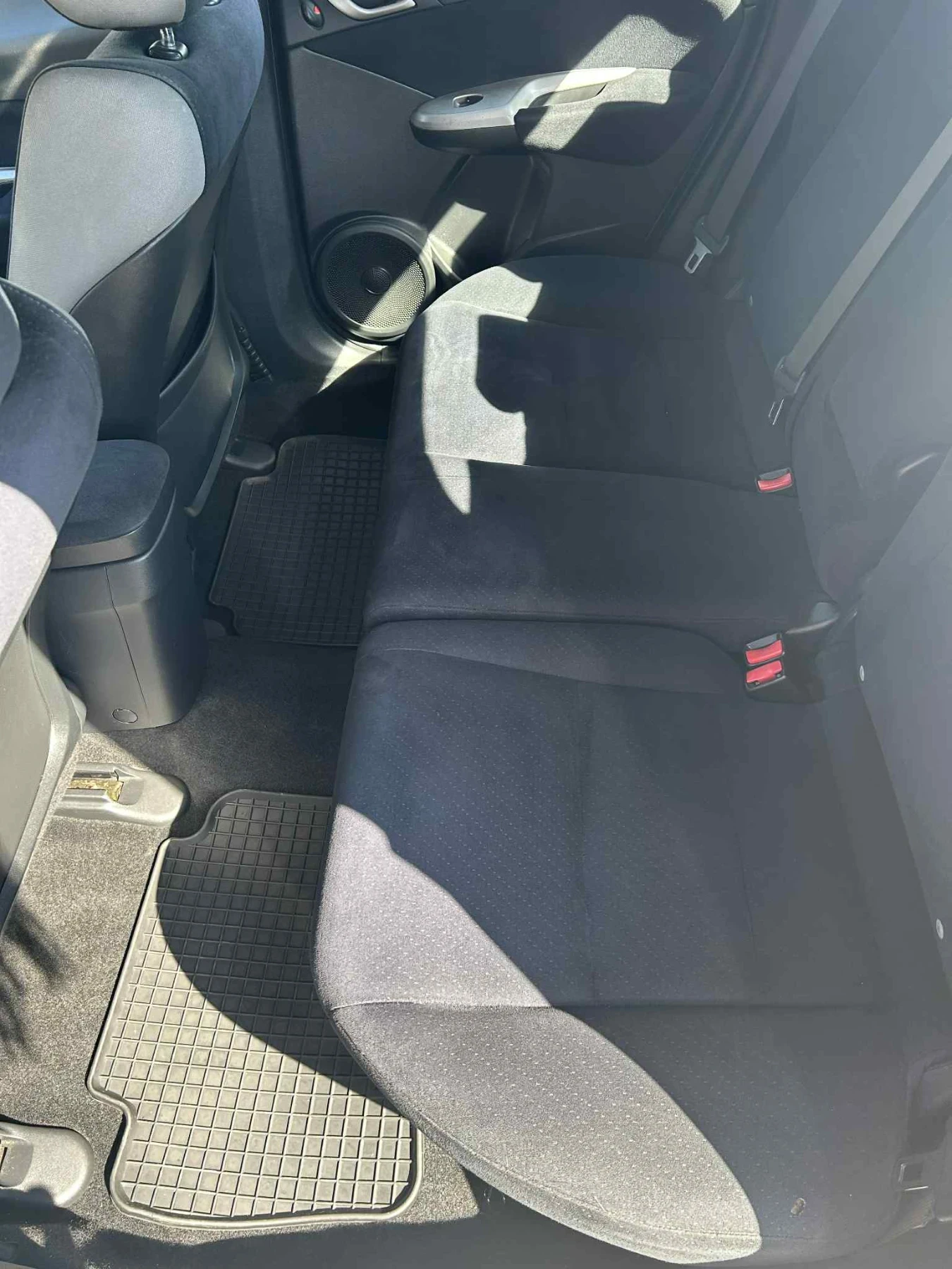 Honda Civic 1.4 - изображение 10