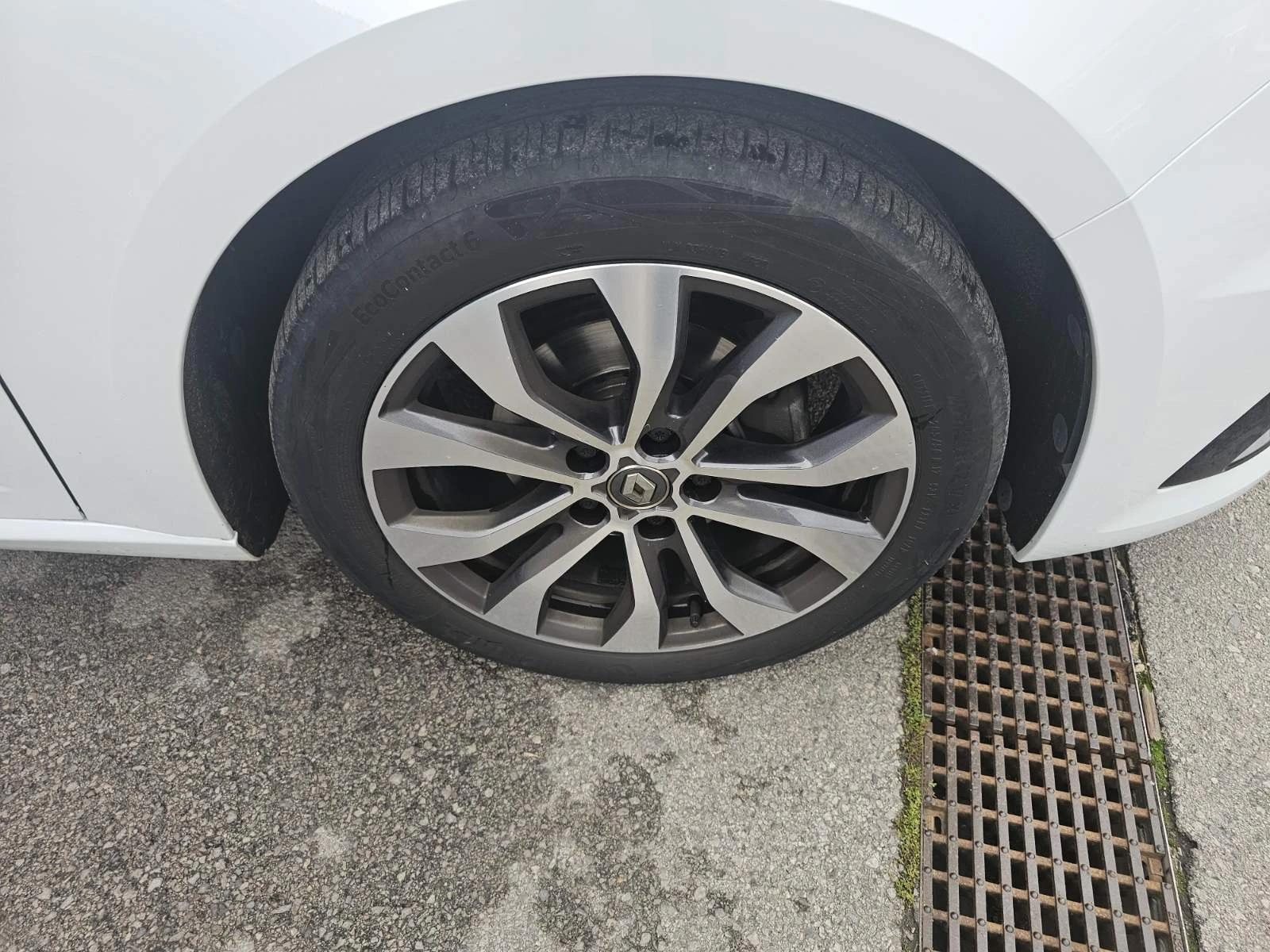 Renault Megane 1.3 TCe 140 EDC | Mobile.bg   16