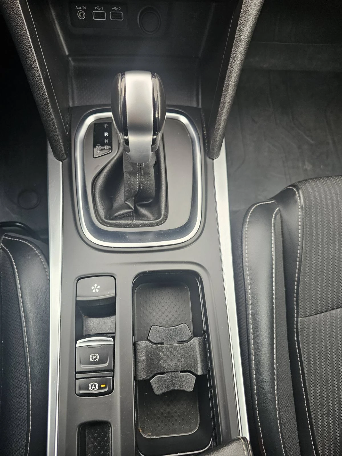 Renault Megane 1.3 TCe 140 EDC | Mobile.bg   11