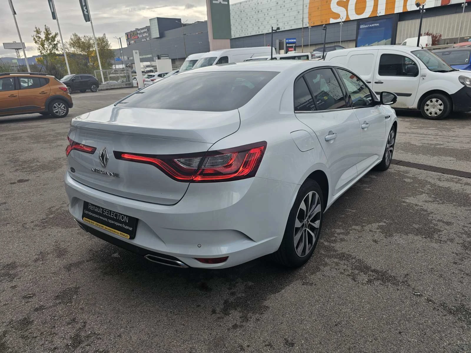 Renault Megane 1.3 TCe 140 EDC - изображение 5