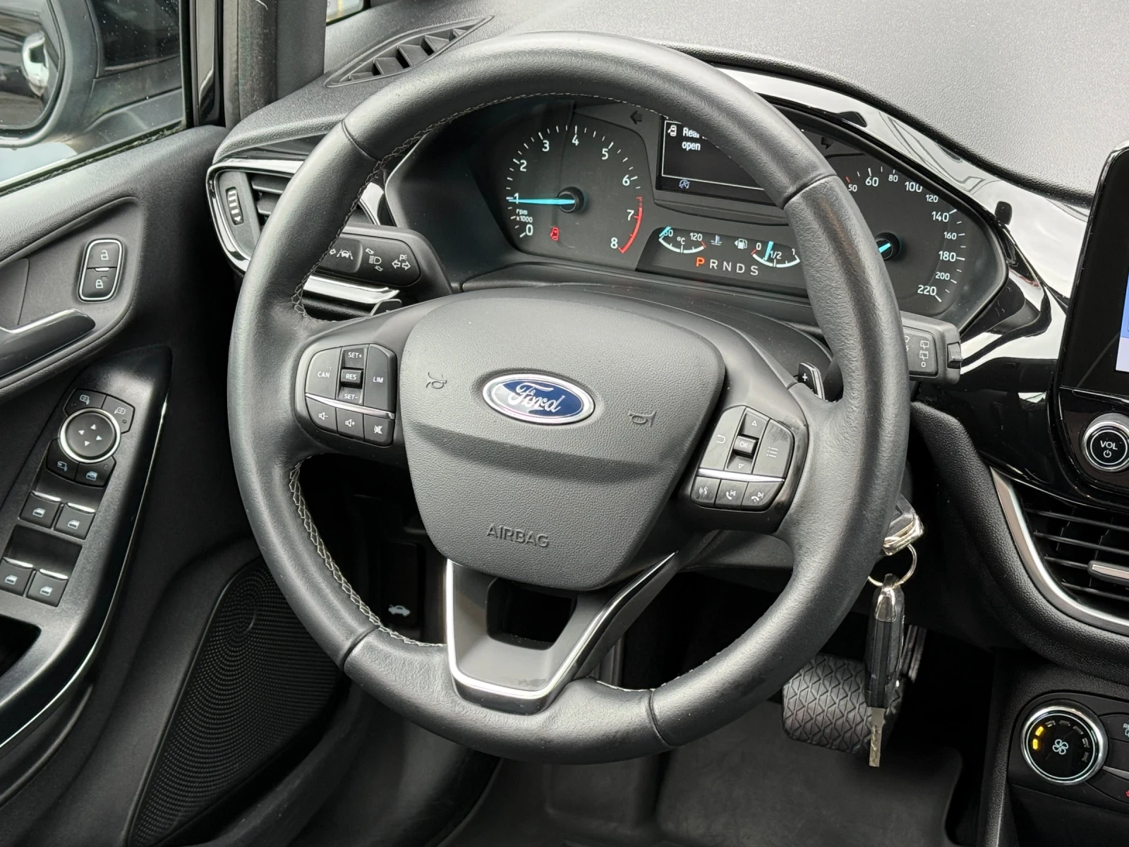 Ford Fiesta 1.0 Titanium, Автоматик! * 118 000км* COC! KTEO!  - изображение 9