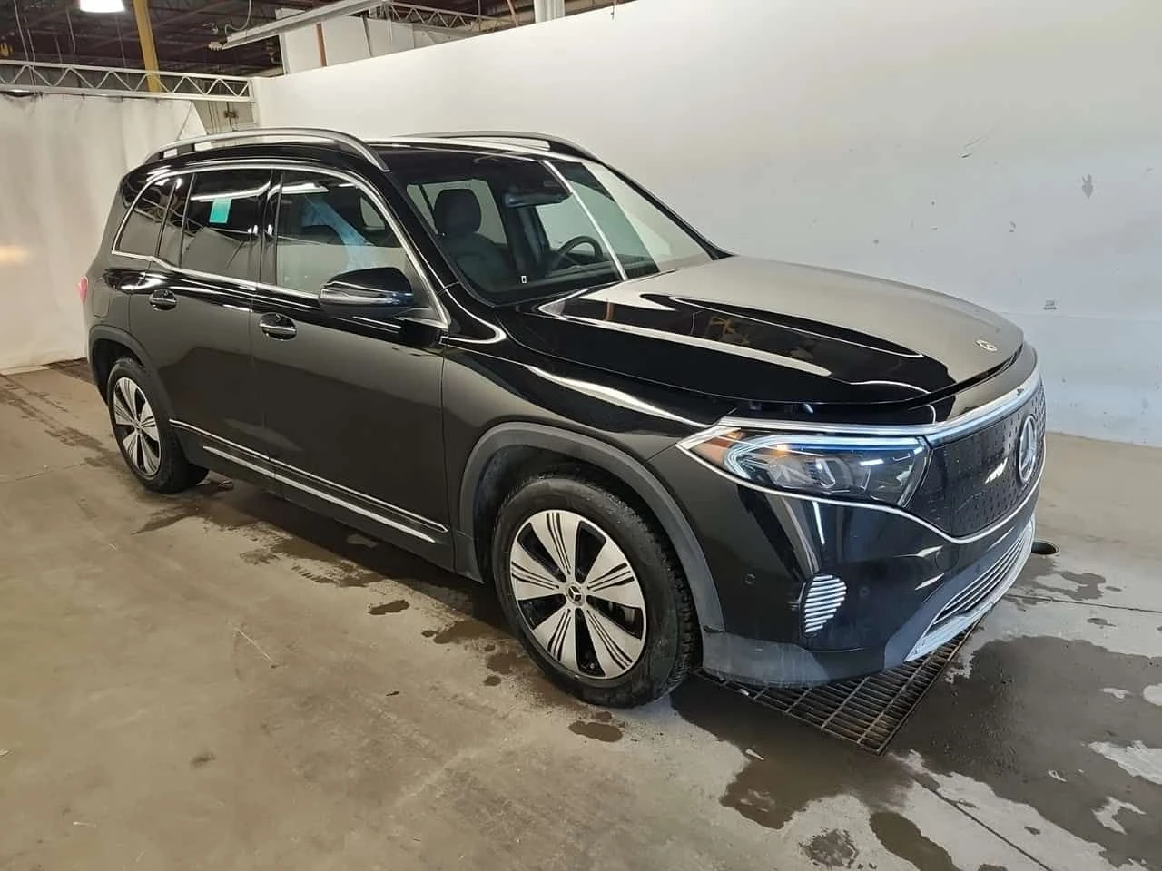 Mercedes-Benz EQB 250+ * AMBIENT* �����* 2 �����* CARFAX *  | Mobile.bg � ����������� 2