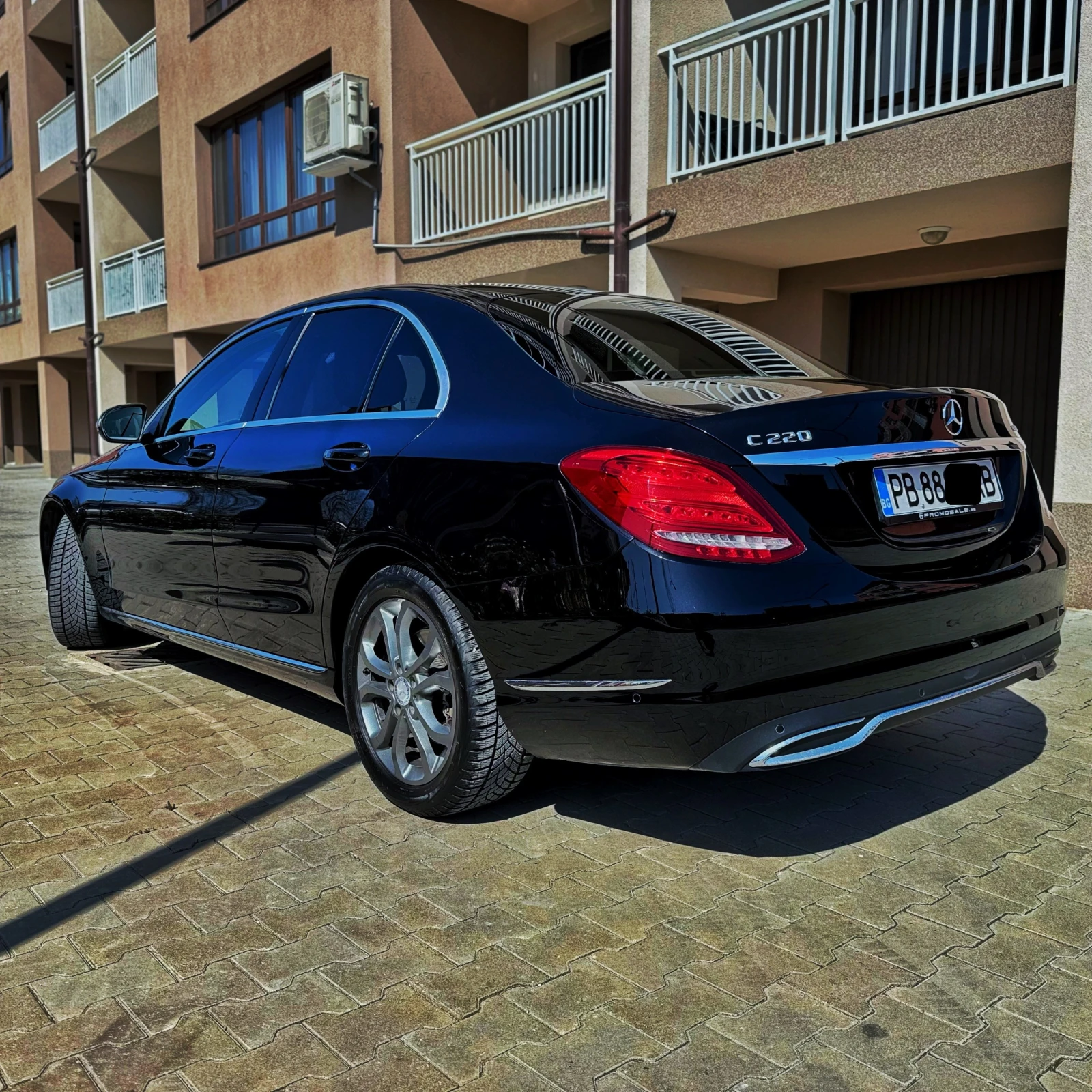 Mercedes-Benz C 220 2016 / 97000 км  / Отлична, снимка 4 - Автомобили и джипове - 53836619