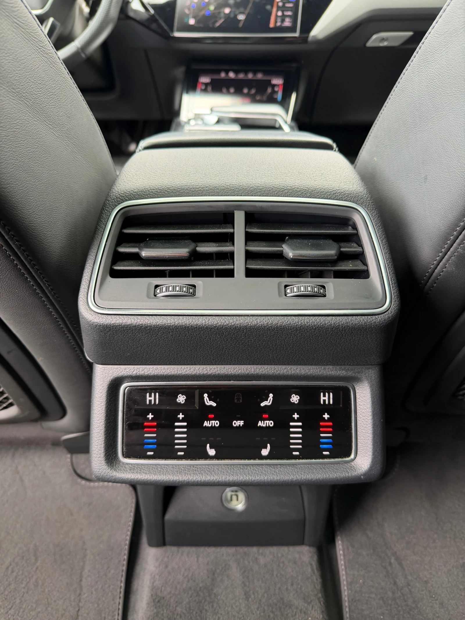 Audi E-Tron S-Line HUD/KAM/PANO/B&O, снимка 14 - Автомобили и джипове - 53995768