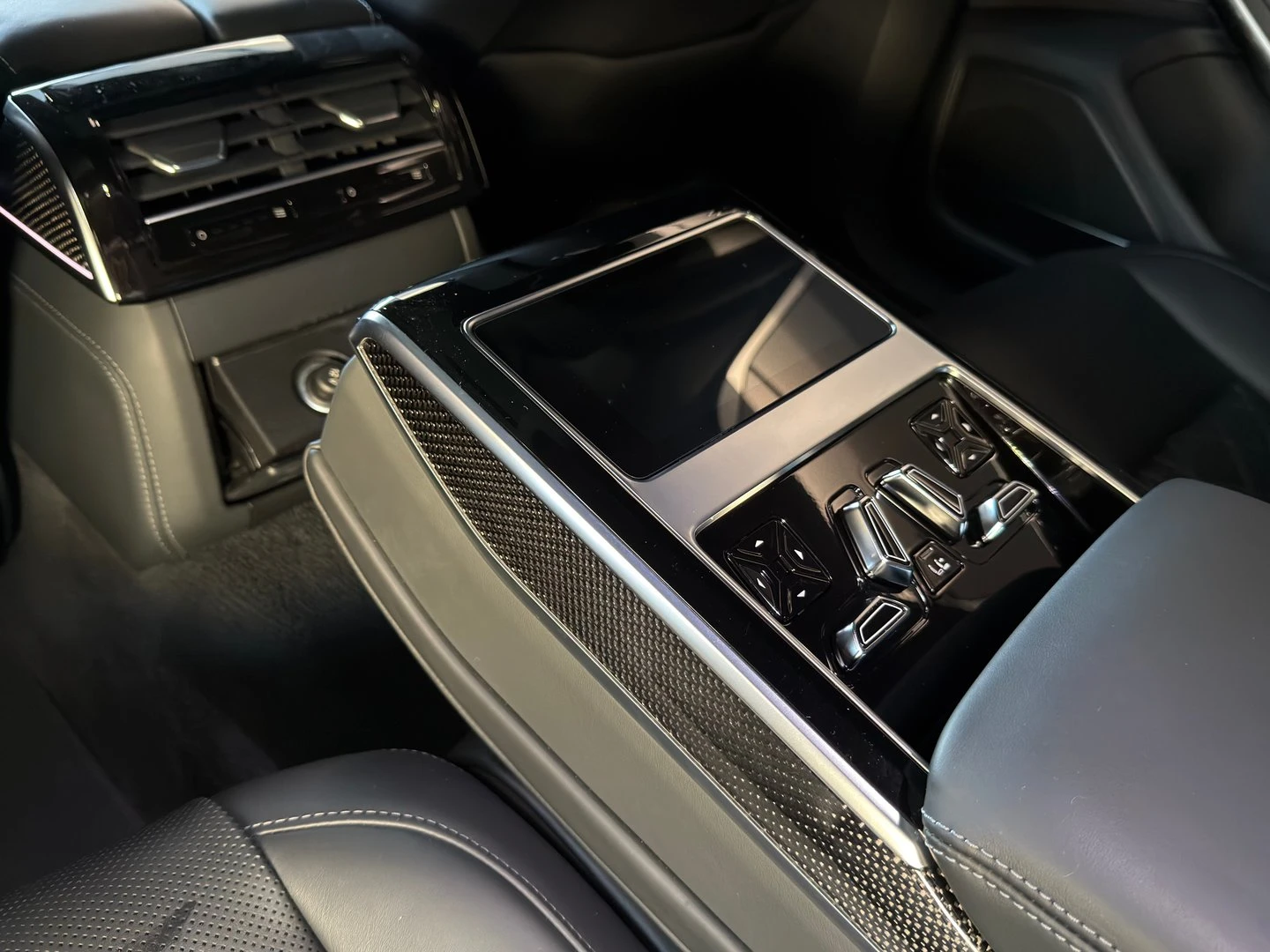 Audi S8 | Mobile.bg � ����������� 16