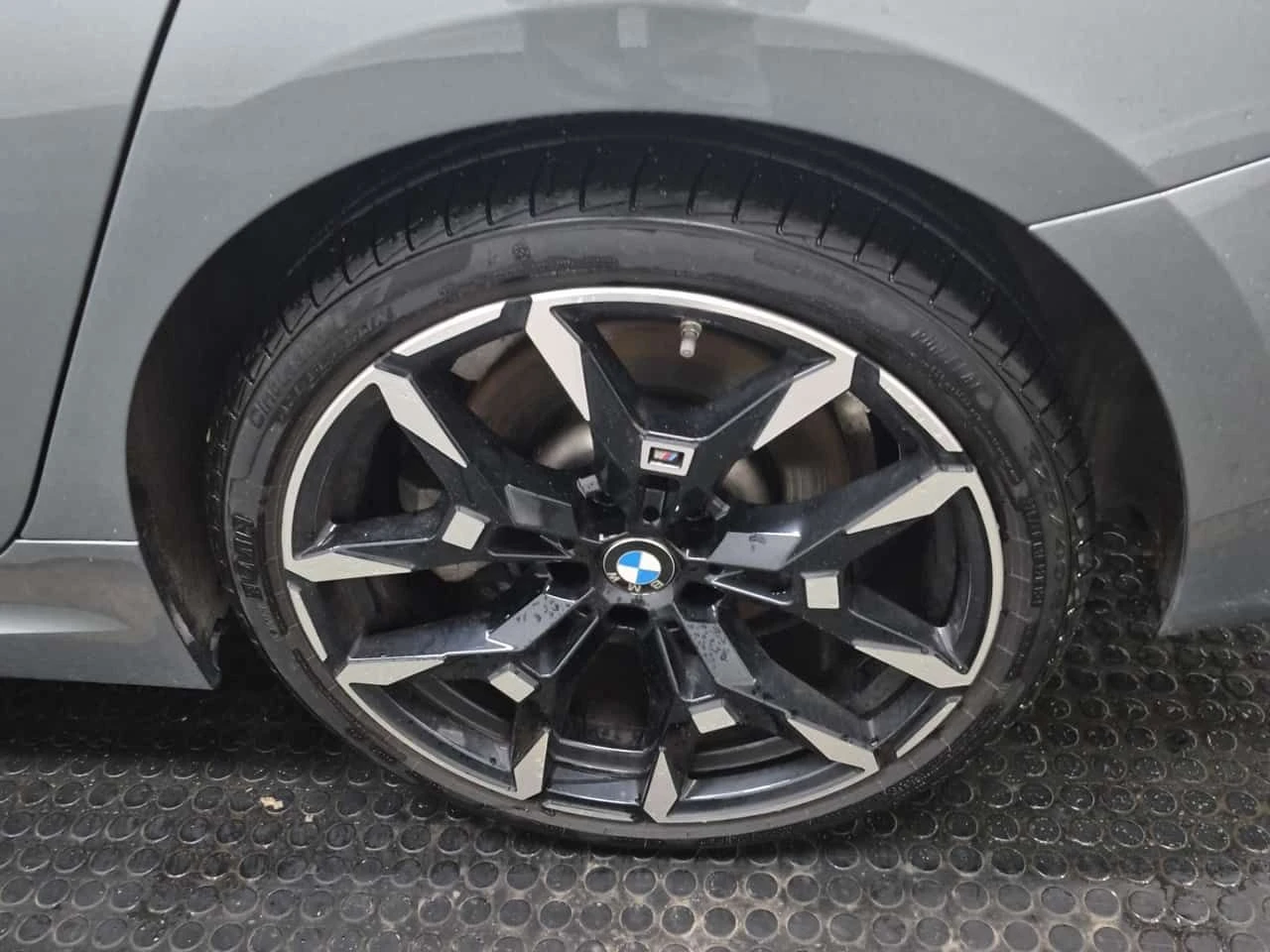 BMW 330 I xDrive * HARMAN/KARDON* ПОДГРЕВИ* ШИБИДАХ* , снимка 12 - Автомобили и джипове - 54377393