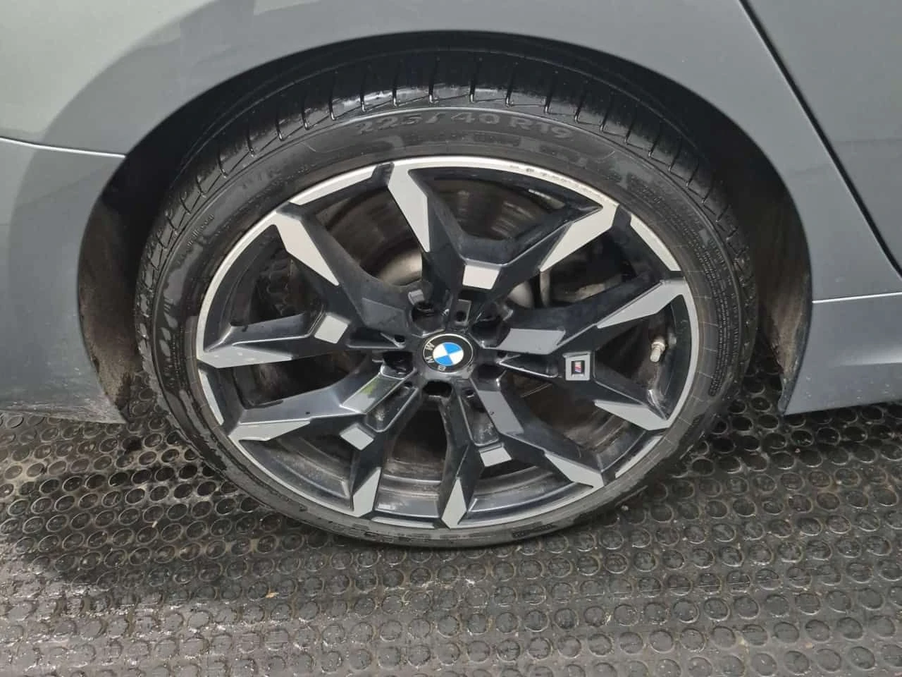 BMW 330 I xDrive * HARMAN/KARDON* ПОДГРЕВИ* ШИБИДАХ* , снимка 11 - Автомобили и джипове - 54377393