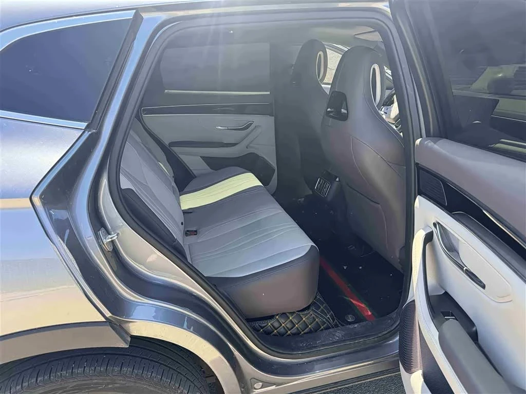 BYD Seal U 520 km Luxury Model autogeorge.com, снимка 12 - Автомобили и джипове - 54428496